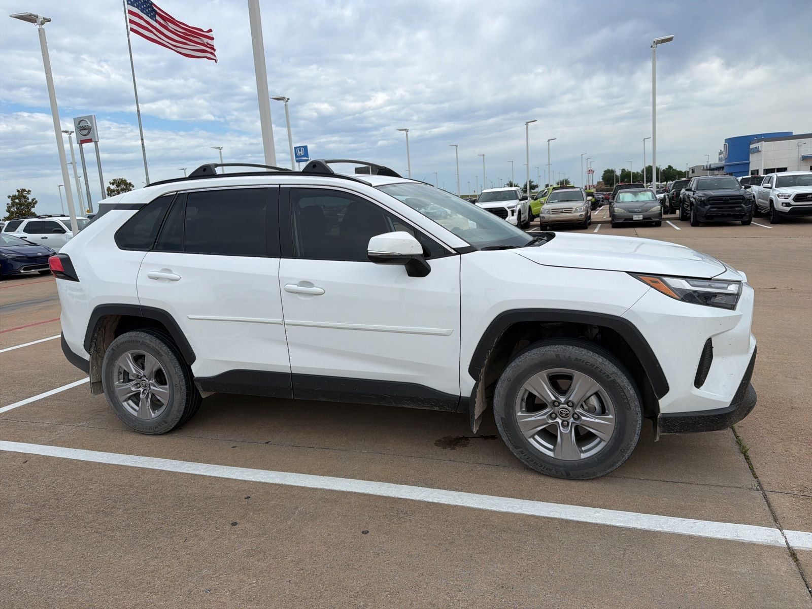 2023 Toyota RAV4 XLE