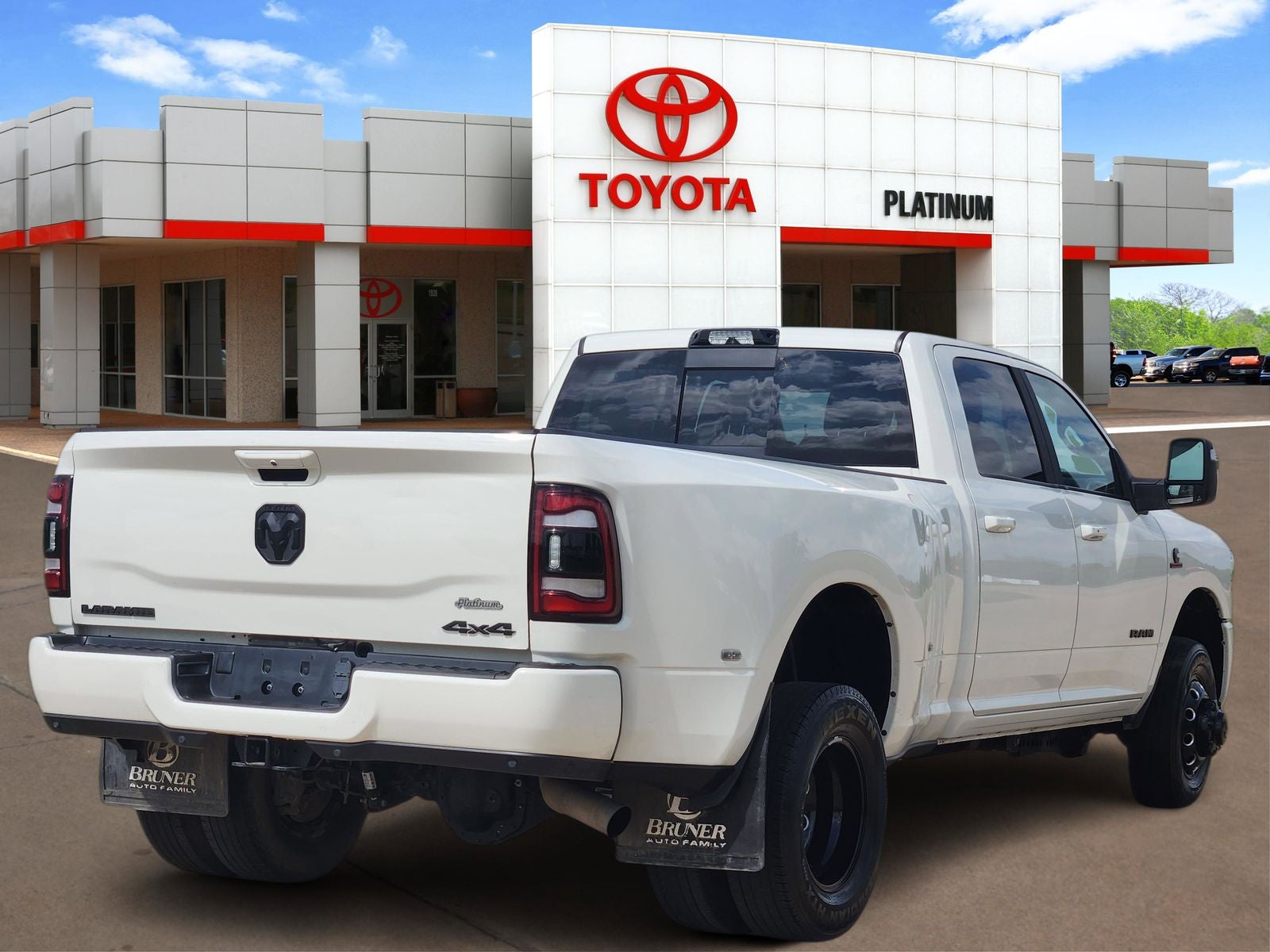 2023 RAM 3500 Laramie