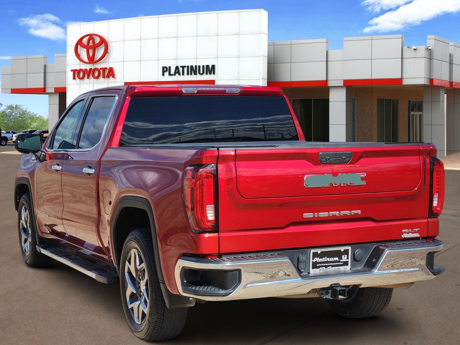 2023 GMC Sierra 1500 SLT