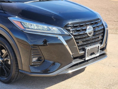 2021 Nissan Kicks SR