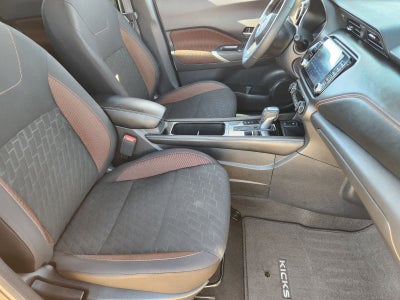2021 Nissan Kicks SR