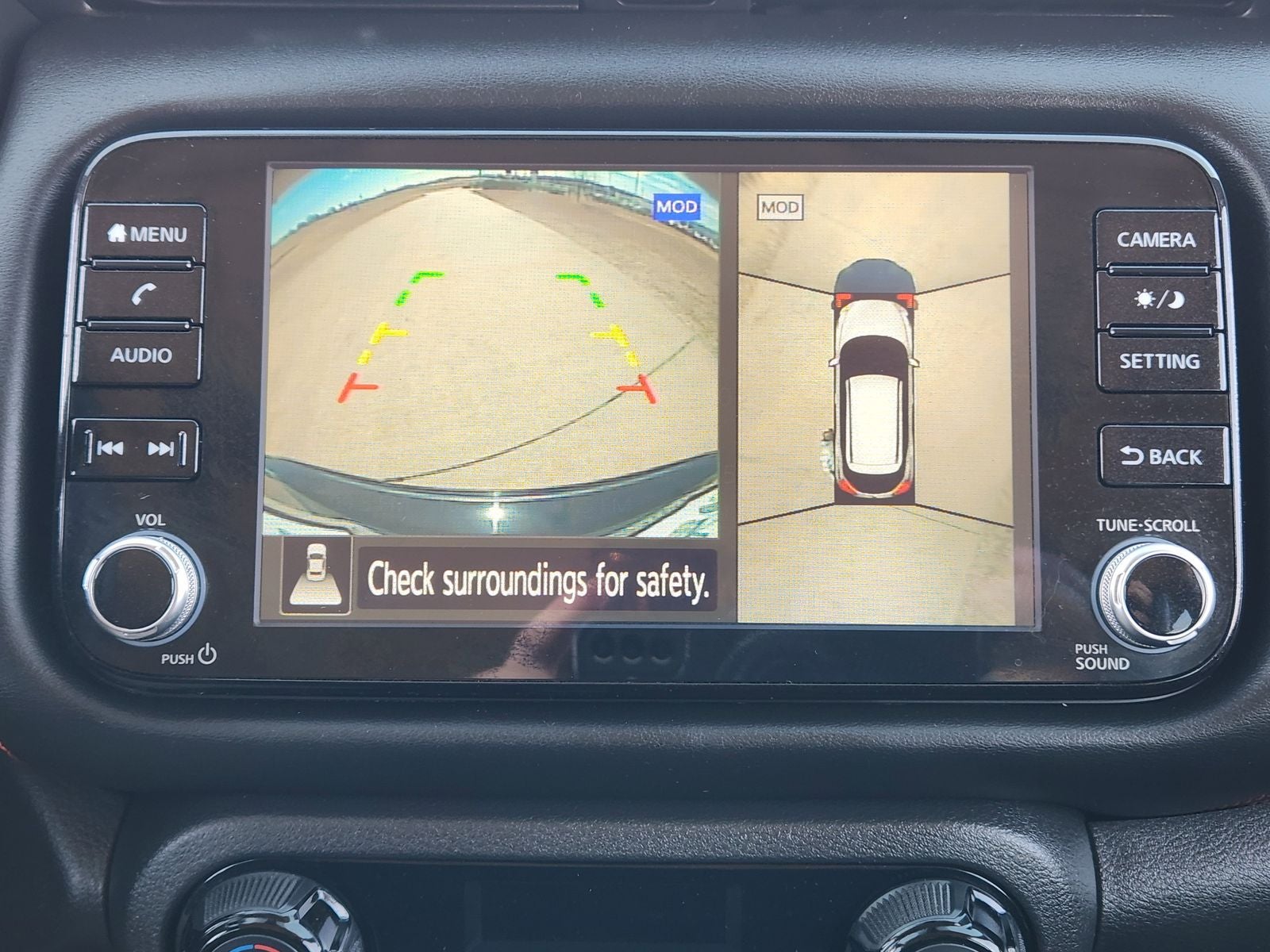 2021 Nissan Kicks SR