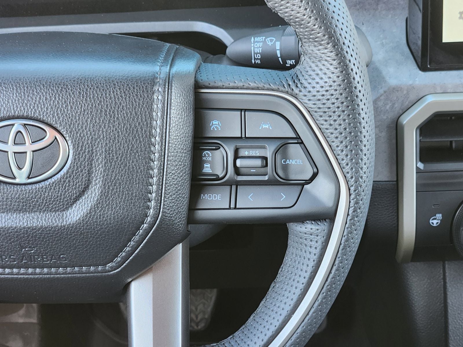 2025 Toyota Tacoma 4WD Trailhunter