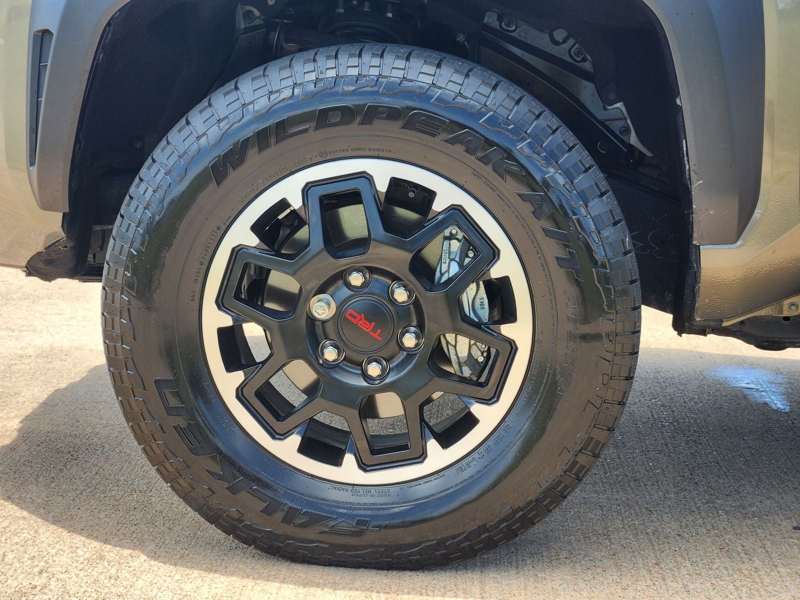 2025 Toyota Tacoma Hybrid TRD Off Road