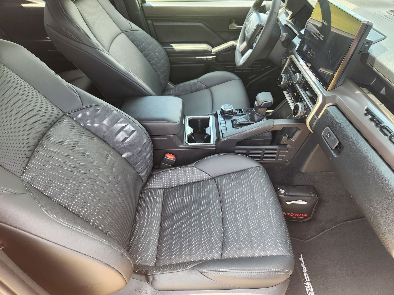 2025 Toyota Tacoma Hybrid TRD Off Road