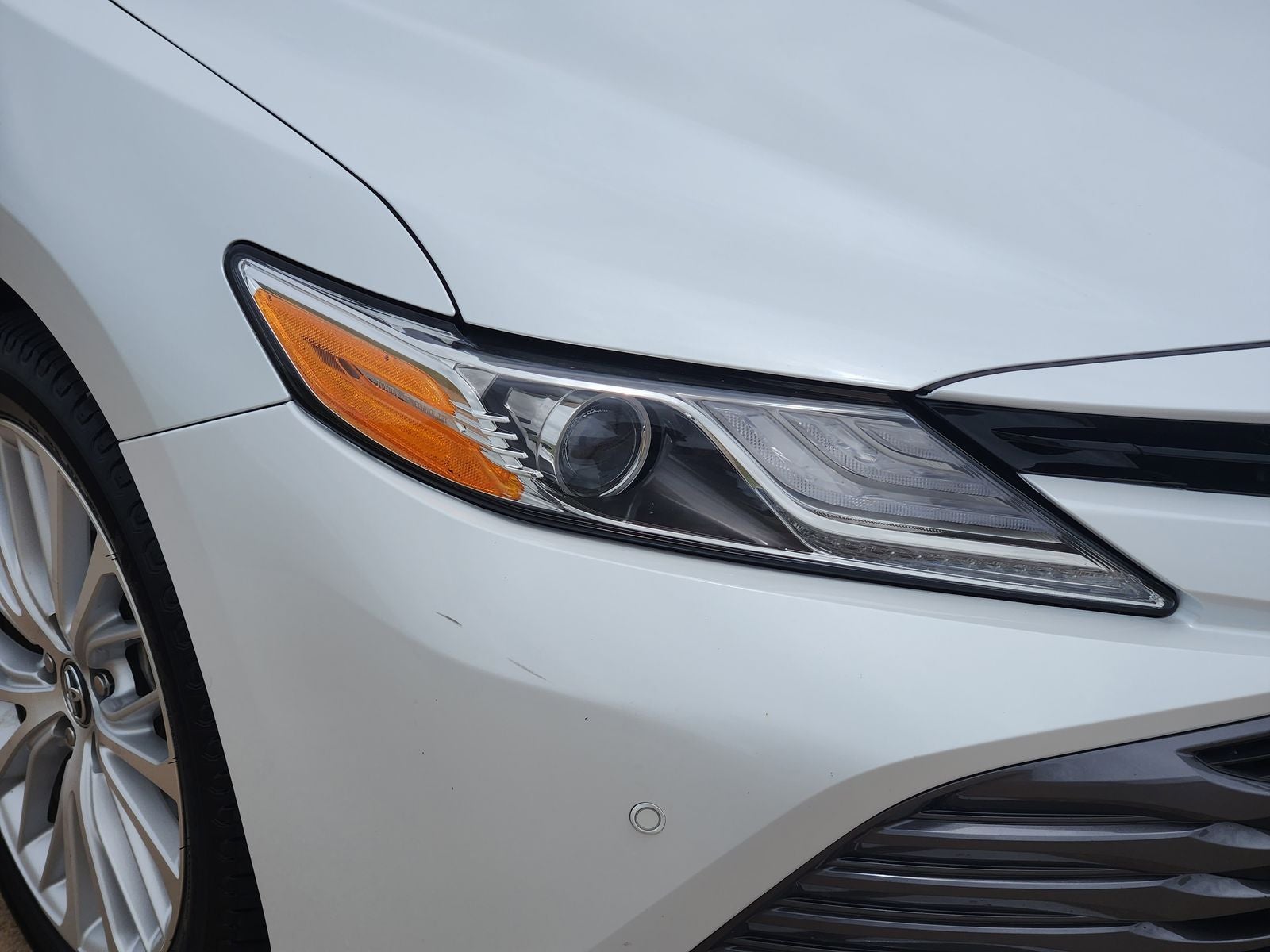 2018 Toyota Camry Hybrid XLE