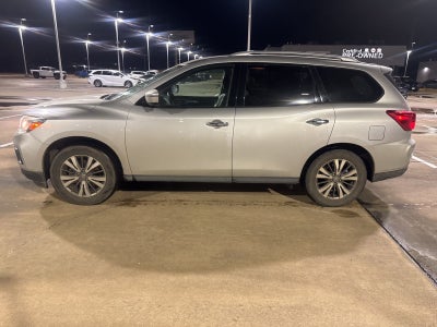 2018 Nissan Pathfinder SL