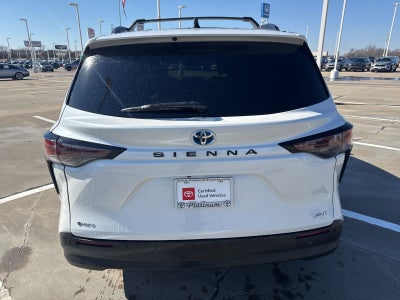 2025 Toyota Sienna XLE