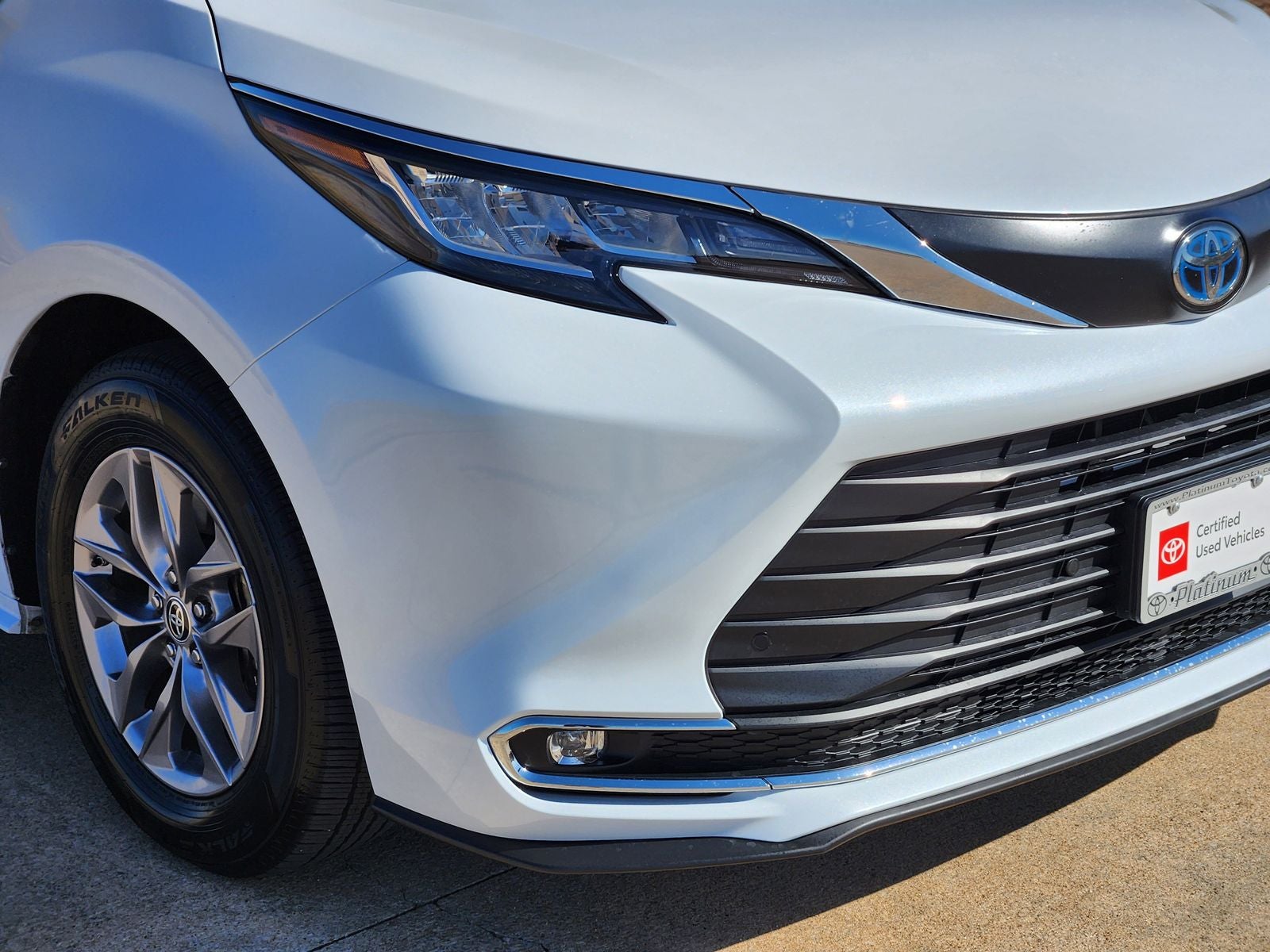 2023 Toyota Sienna XLE