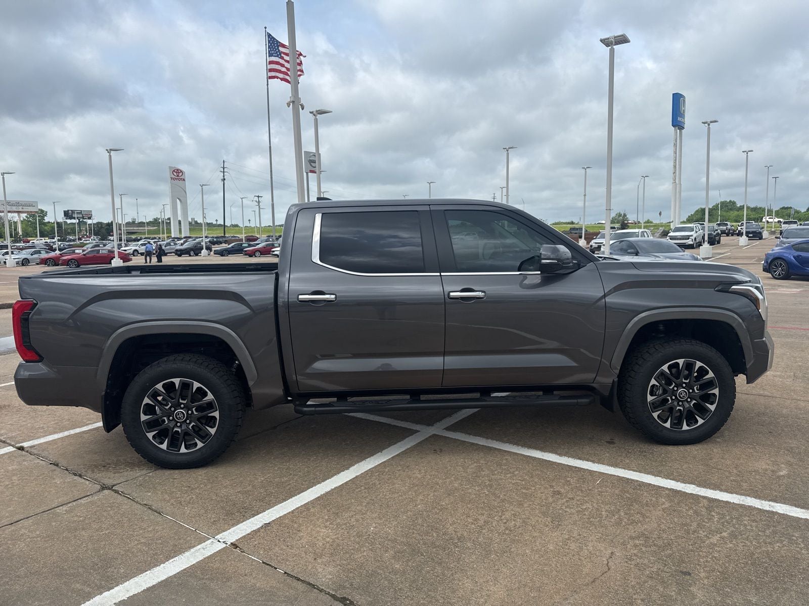 2024 Toyota Tundra 4WD Limited