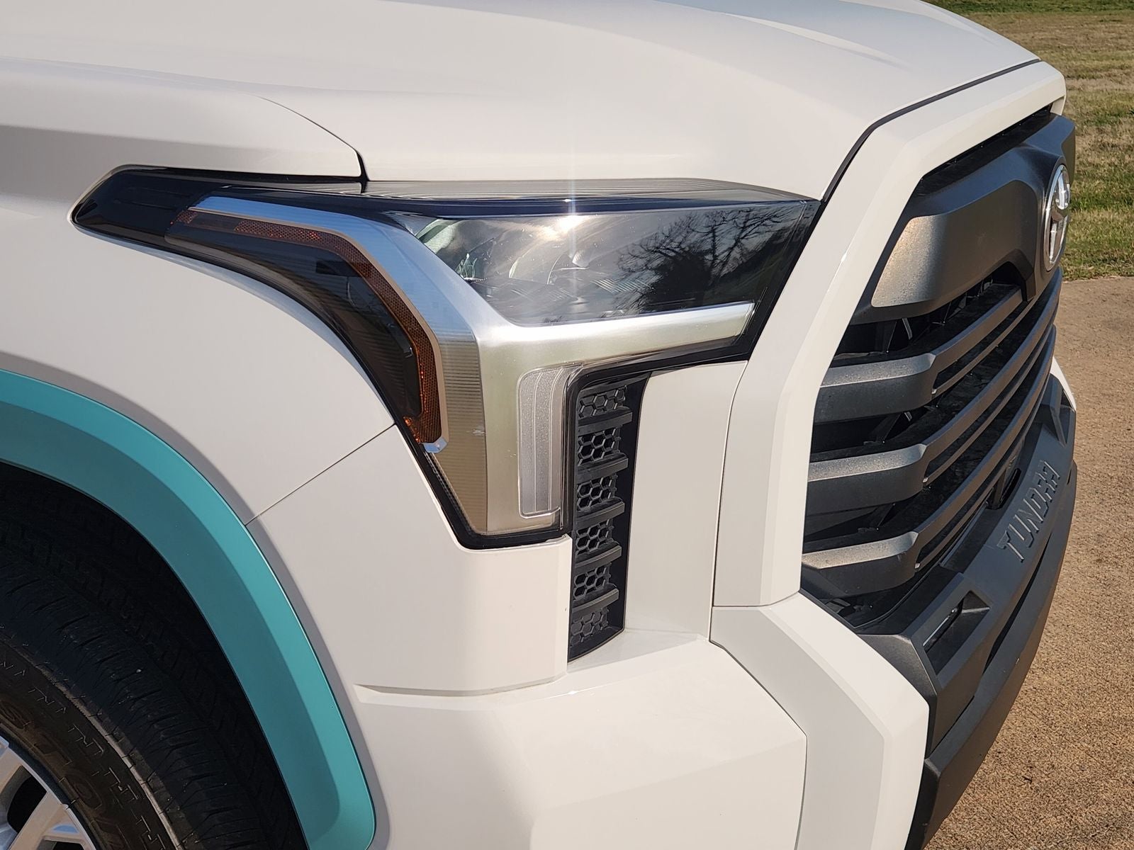 2024 Toyota Tundra 4WD SR5