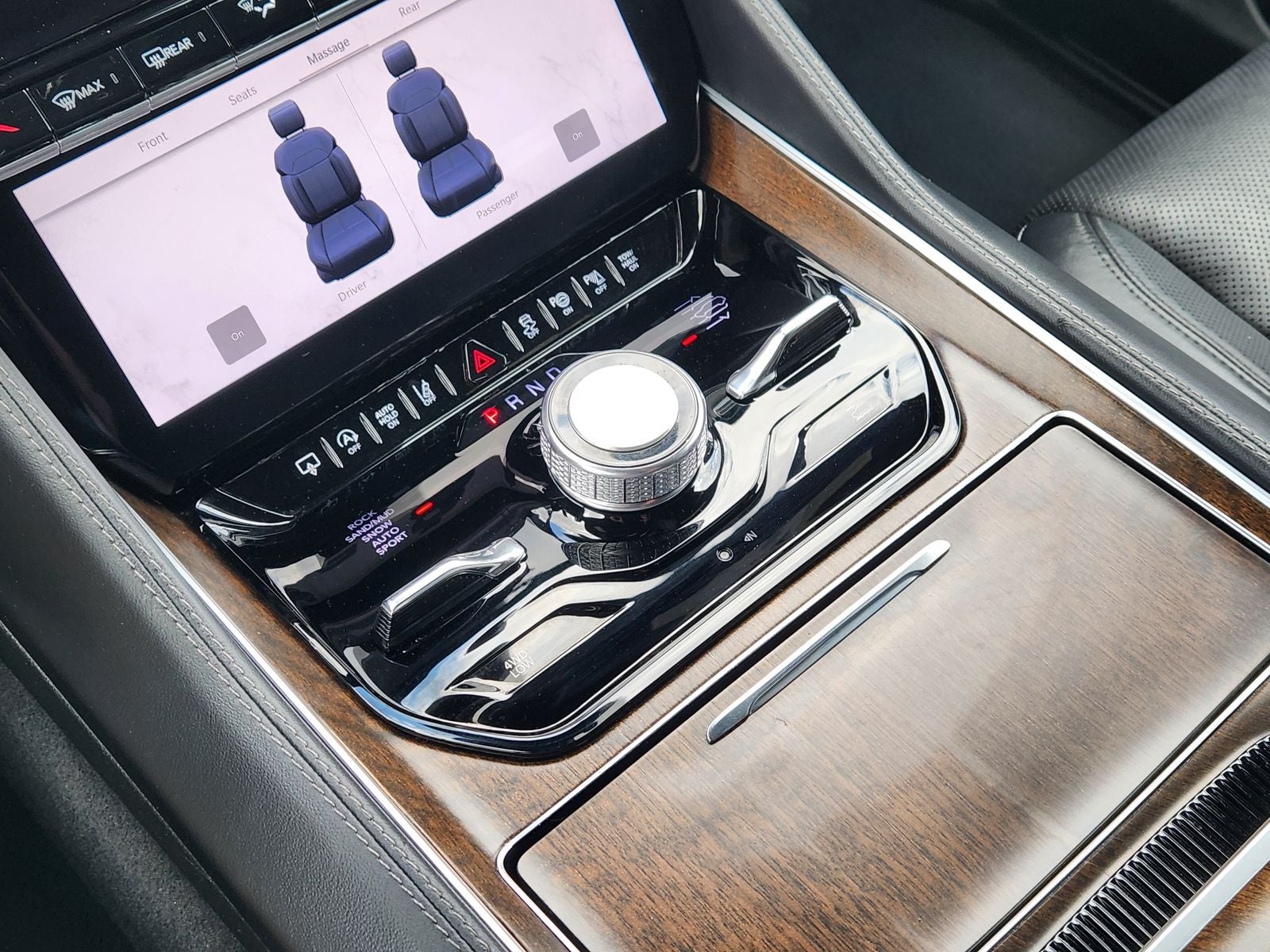 2024 Jeep Grand Wagoneer L Base