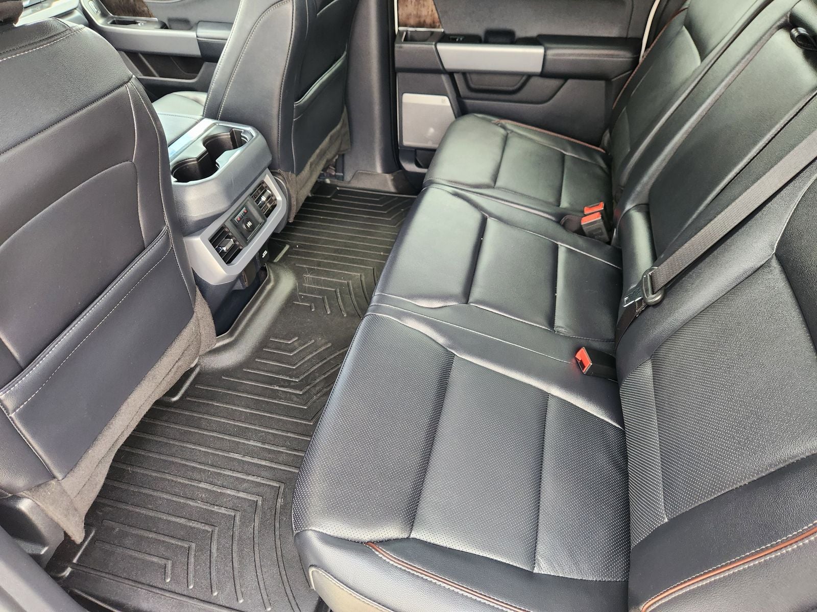 2024 Ford F-350SD Lariat DRW