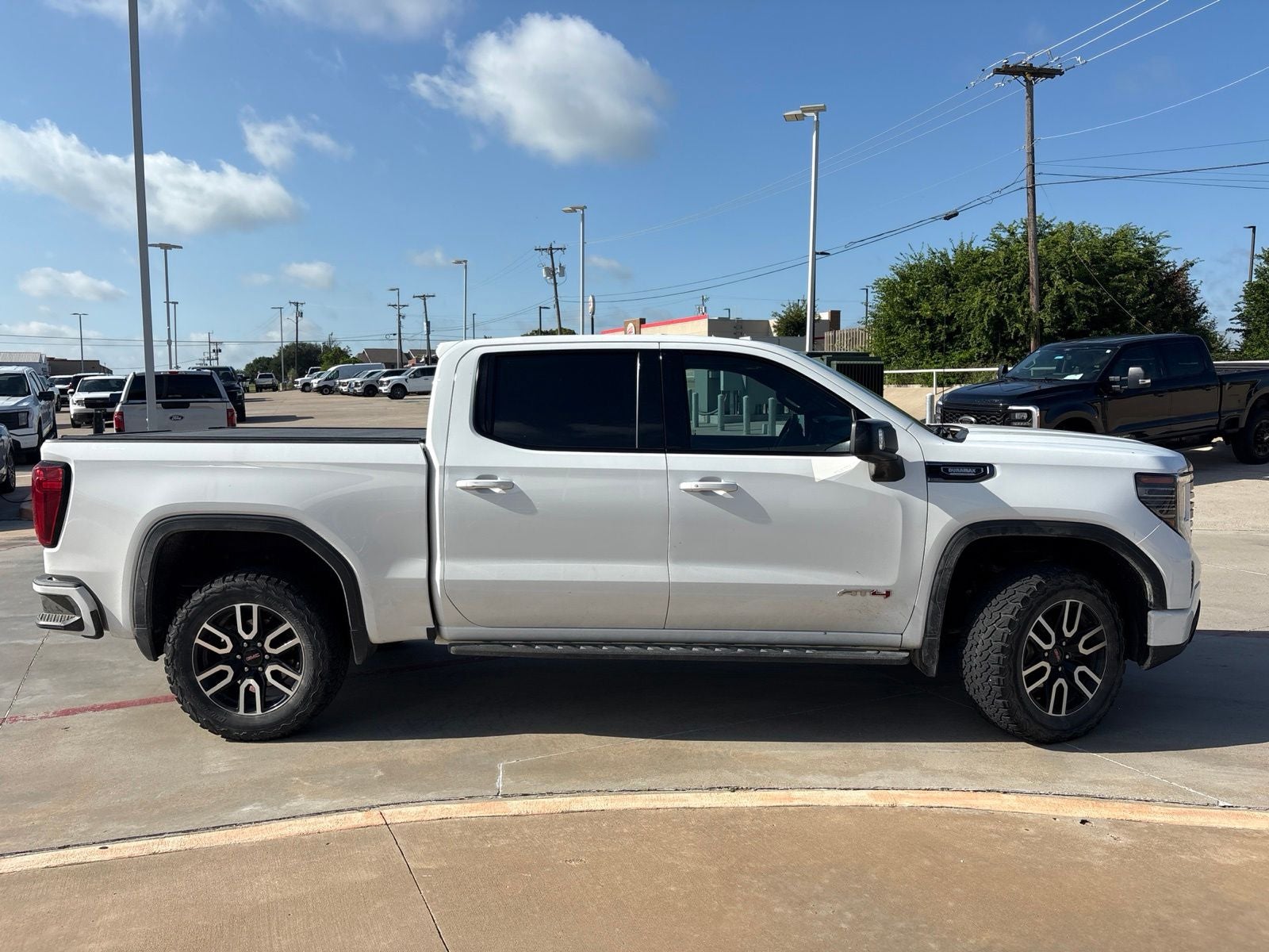 2022 GMC Sierra 1500 AT4