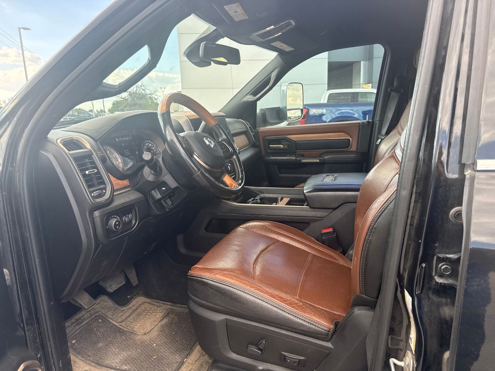 2020 RAM 3500 Laramie Longhorn