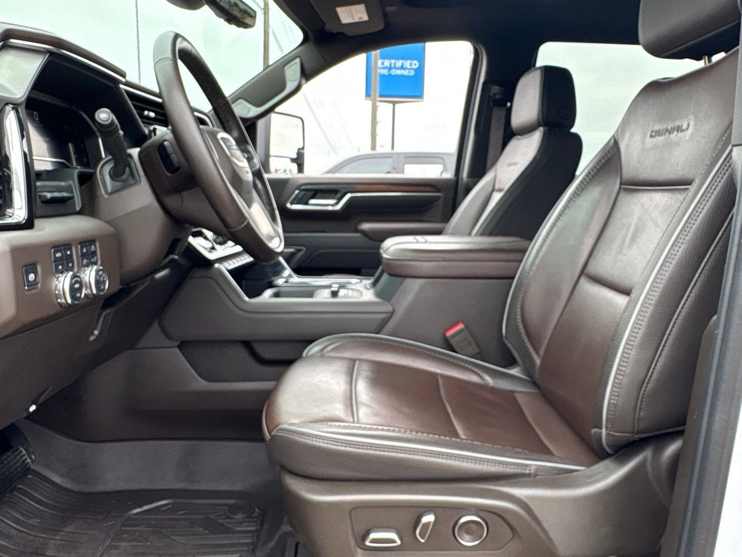 2025 GMC Sierra 2500 HD Denali