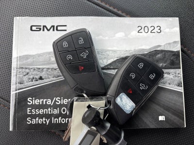 2023 GMC Sierra 1500 AT4