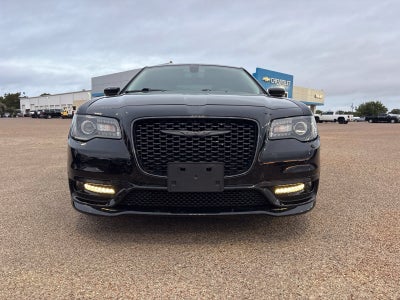 2023 Chrysler 300 Touring L