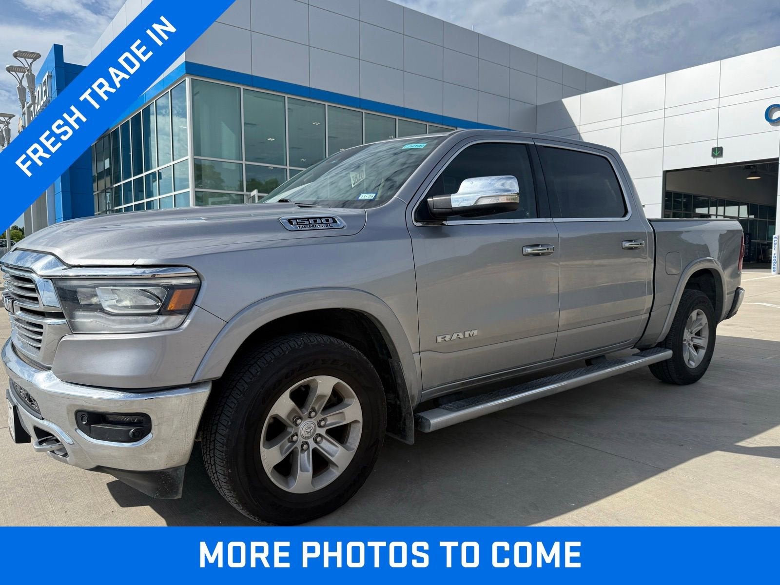 2019 RAM 1500 Laramie Crew Cab 4x2 5'7" Box
