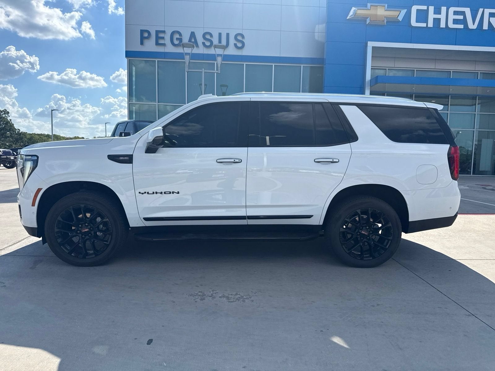 2026 GMC Yukon Elevation