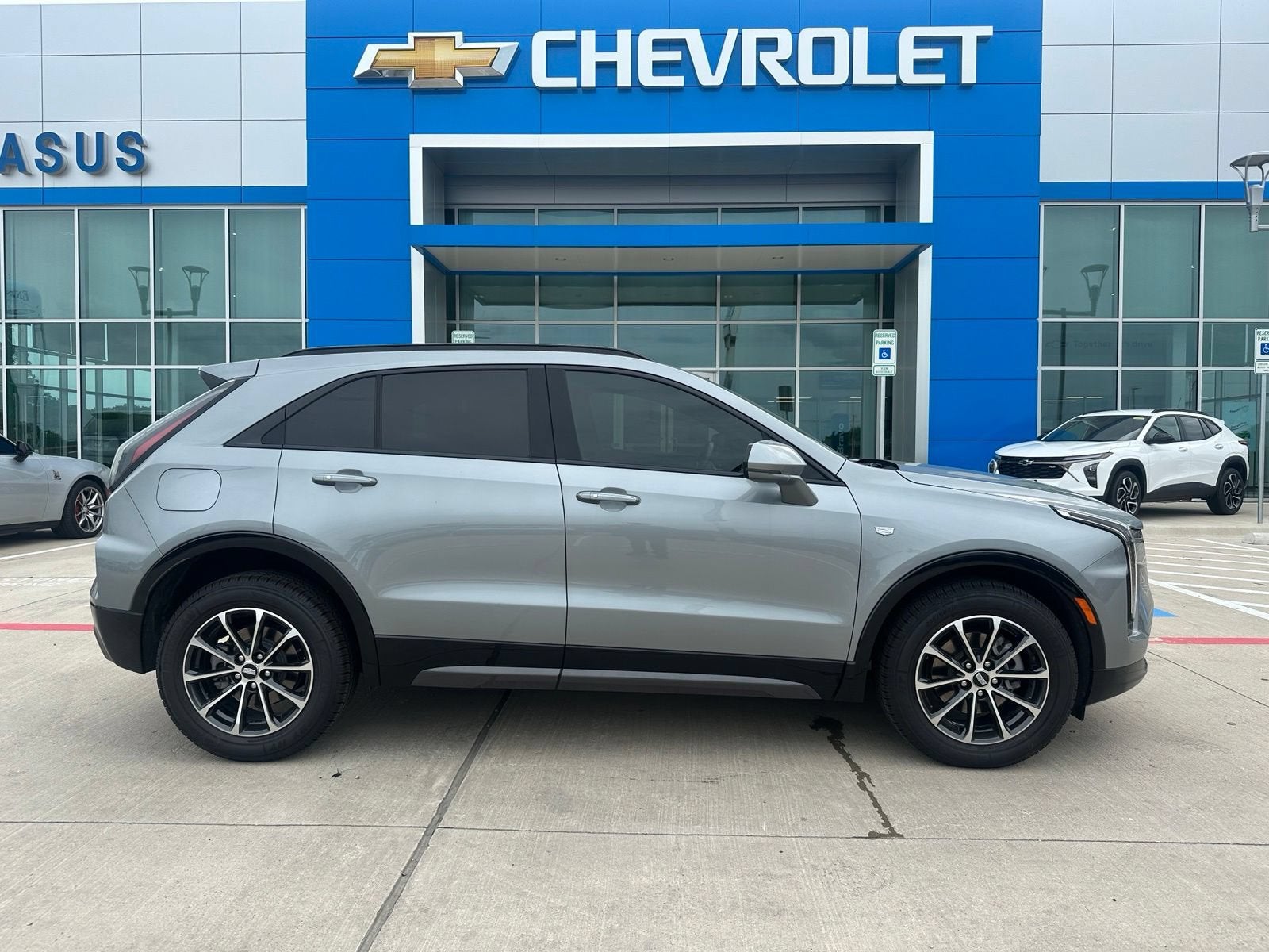 2024 Cadillac XT4 Sport
