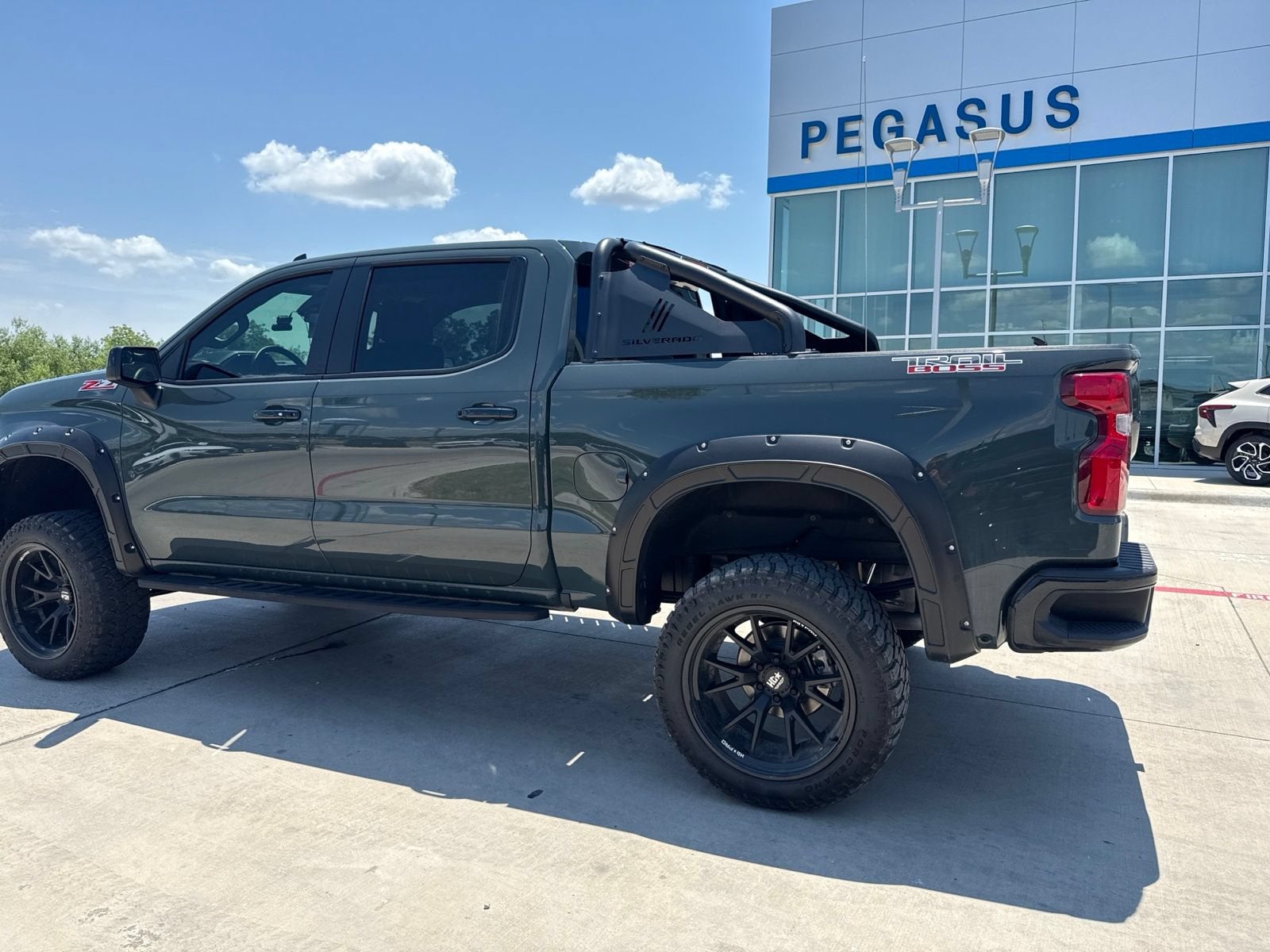 2025 Chevrolet Silverado 1500 LT Trail Boss