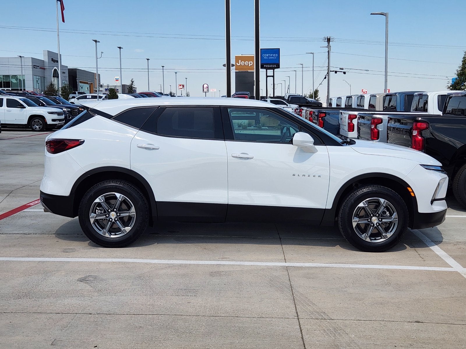 2025 Chevrolet Blazer 2LT