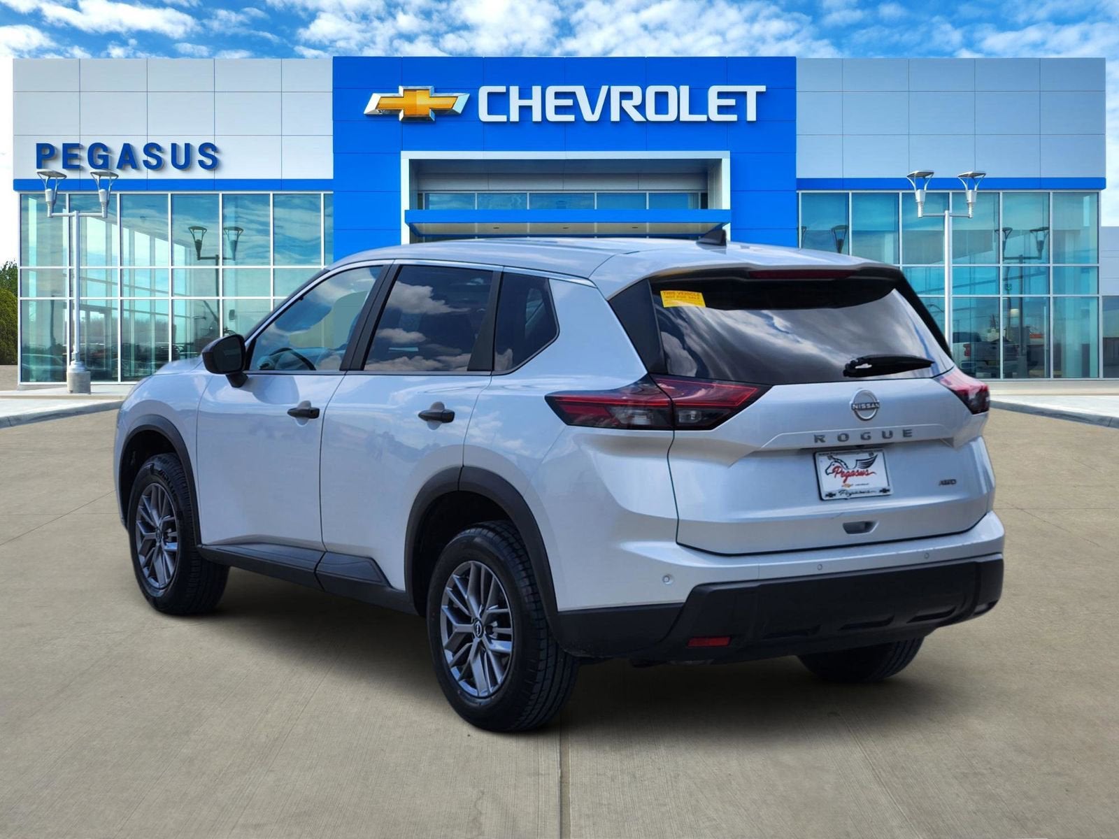 2024 Nissan Rogue S