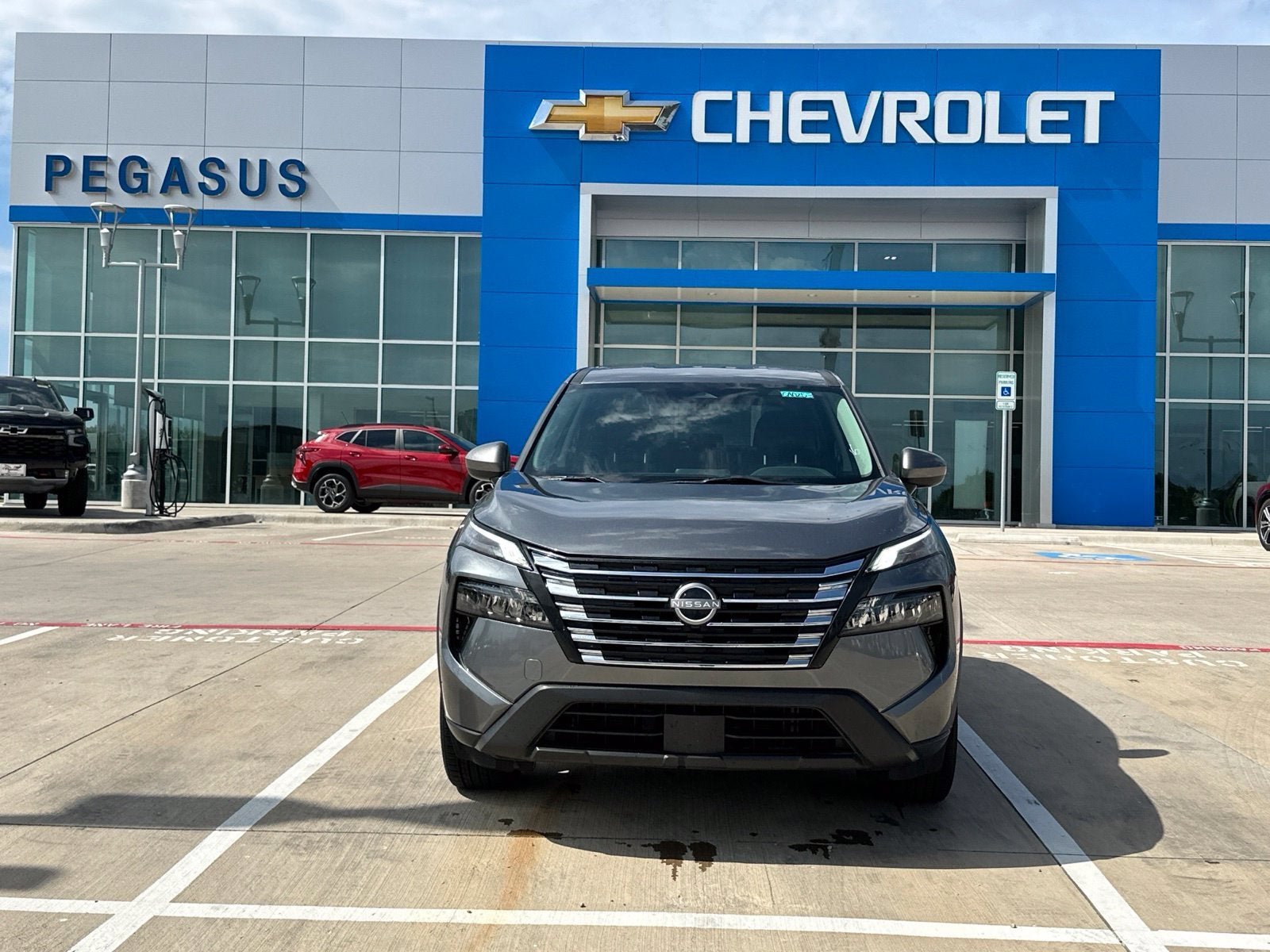 2024 Nissan Rogue SV