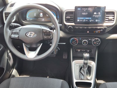 2025 Hyundai Venue SE