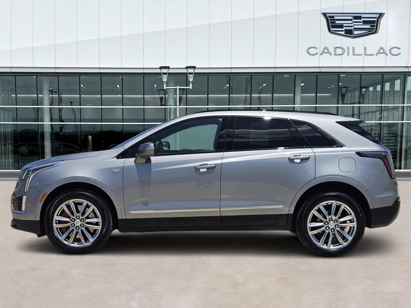 2025 Cadillac XT5 Sport