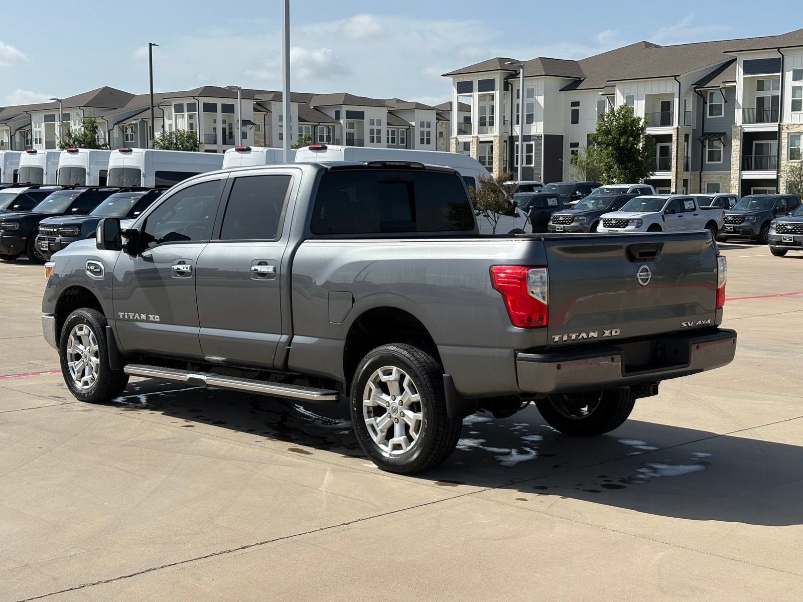 2018 Nissan TITAN XD SV Gas