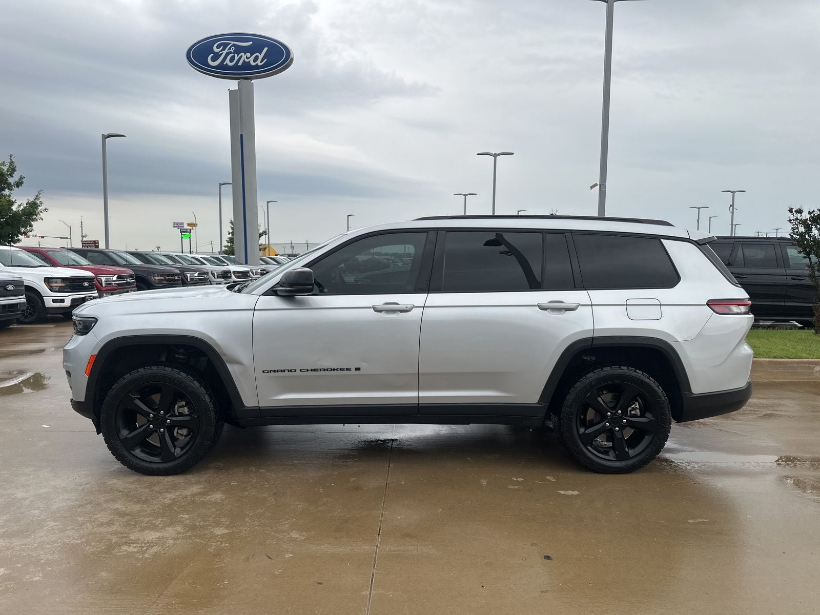 2023 Jeep Grand Cherokee L Altitude