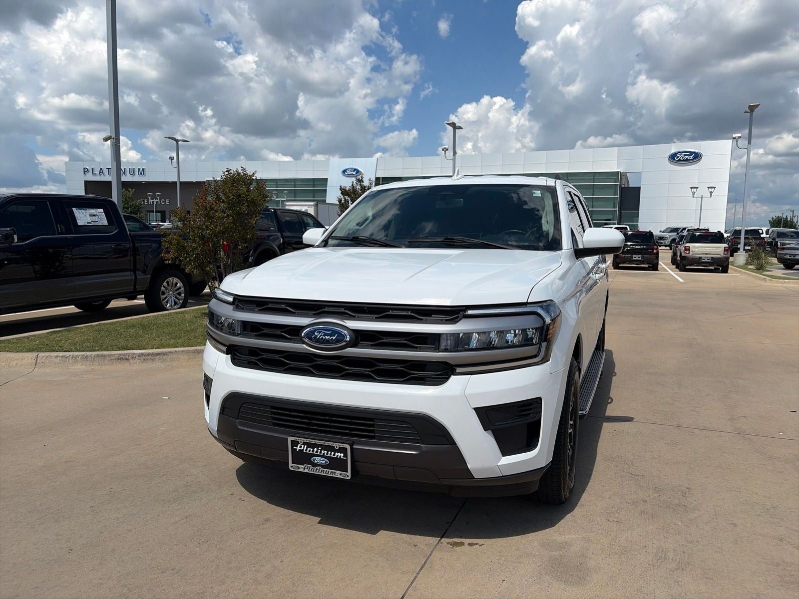 2023 Ford Expedition XLT