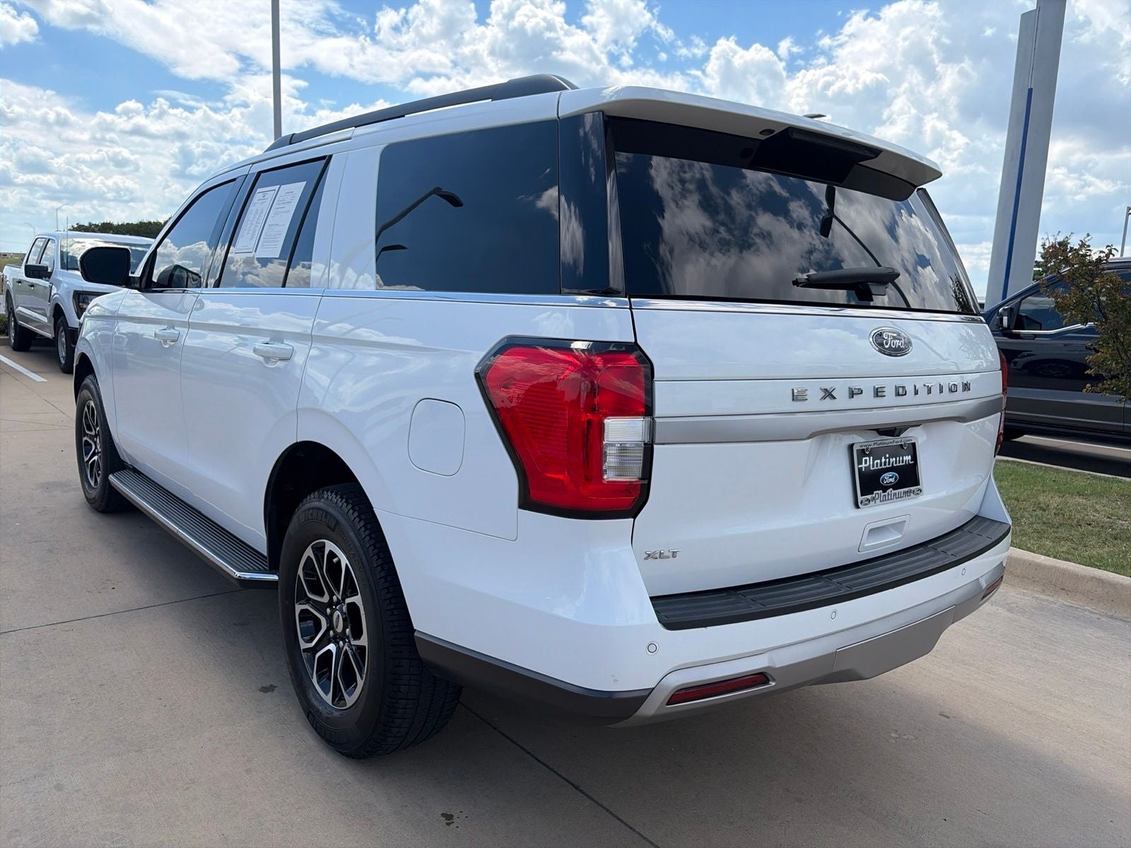 2023 Ford Expedition XLT