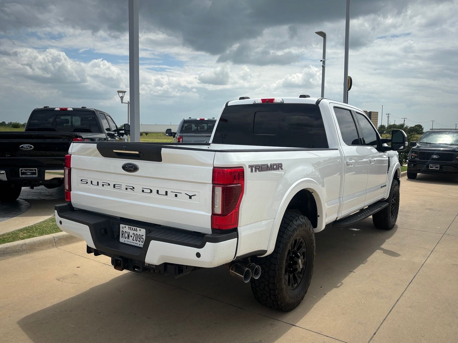 2022 Ford F-250SD Lariat