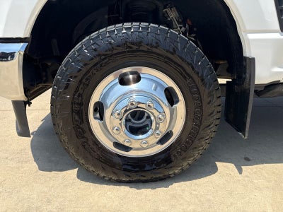 2025 Ford F-350SD Lariat DRW