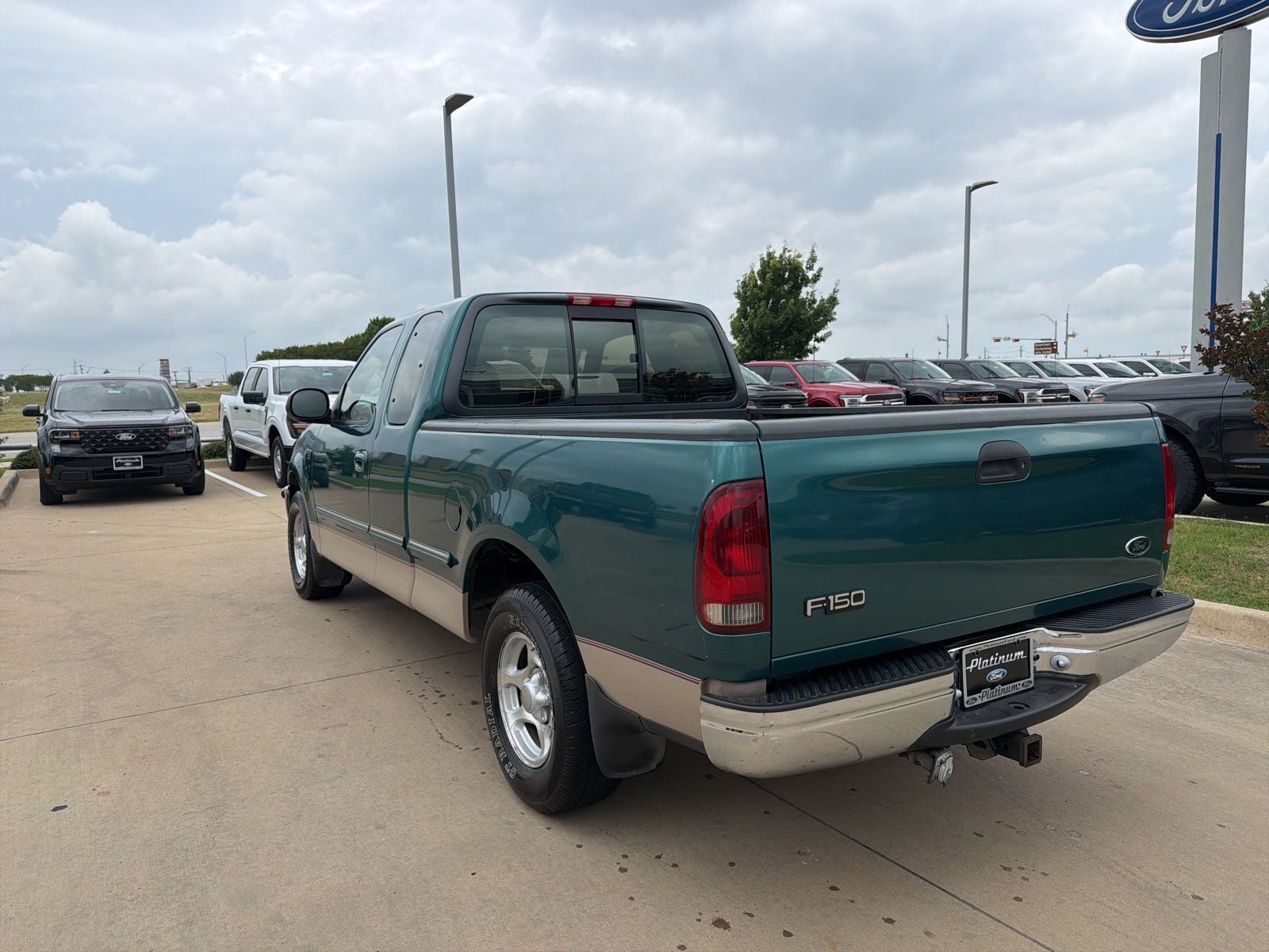 1997 Ford F-150 XLT