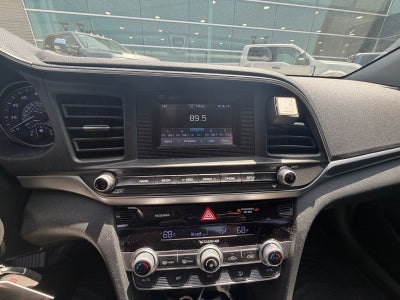 2020 Hyundai Elantra SE