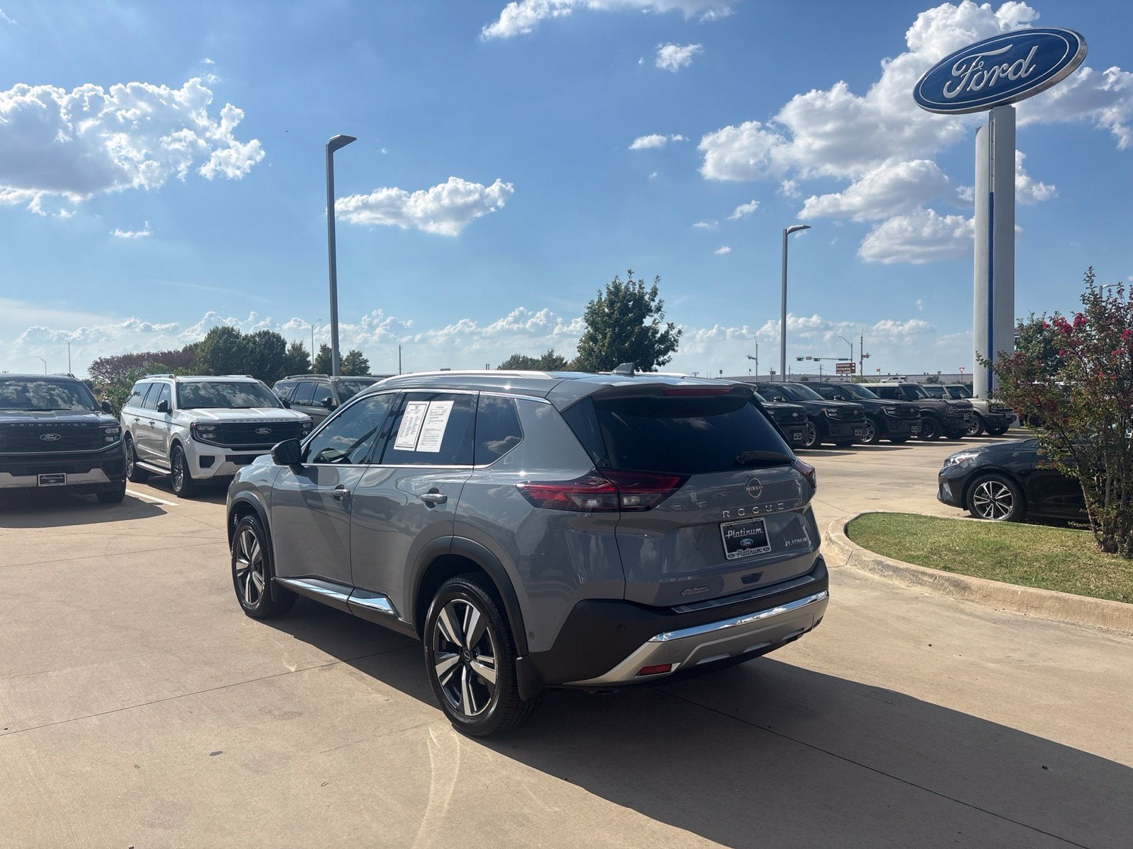2022 Nissan Rogue Platinum