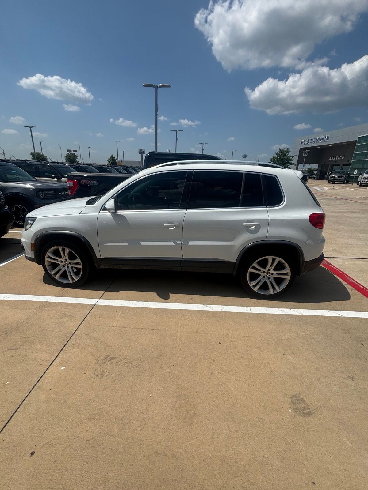 2016 Volkswagen Tiguan SEL